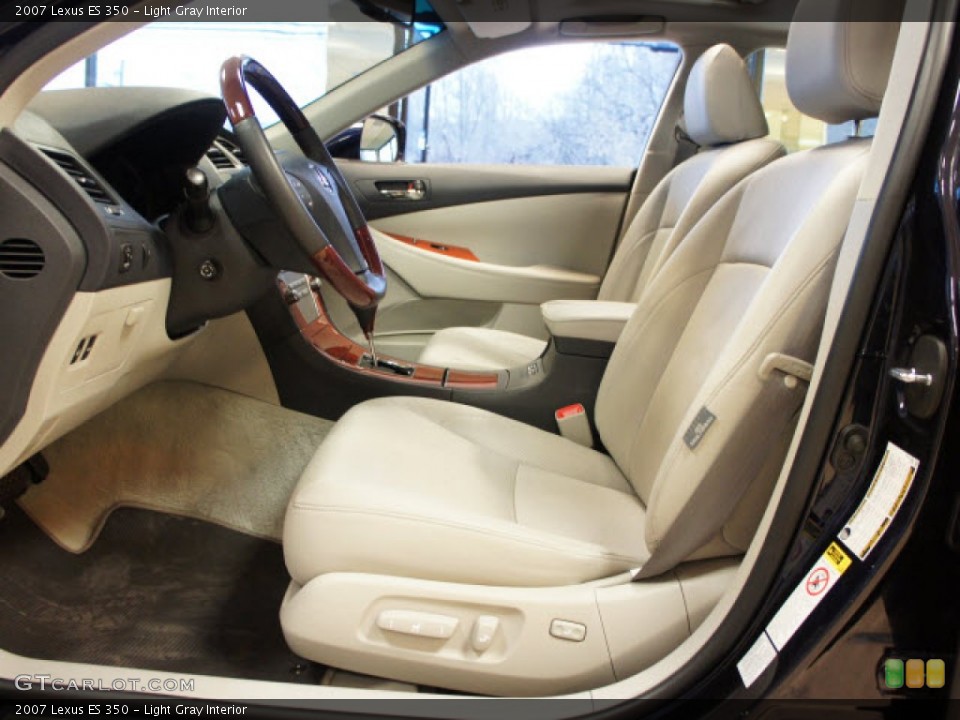 Light Gray Interior Photo for the 2007 Lexus ES 350 #58506386