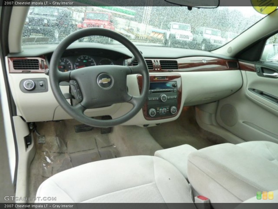 Gray Interior Dashboard for the 2007 Chevrolet Impala LT #58510223