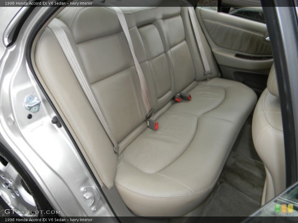 Ivory Interior Photo for the 1998 Honda Accord EX V6 Sedan #58520930