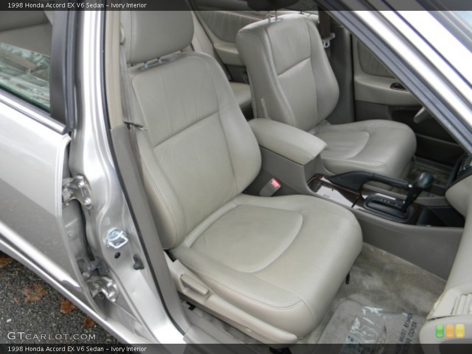 Ivory Interior Photo for the 1998 Honda Accord EX V6 Sedan #58520939