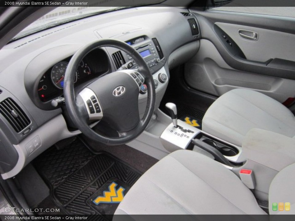 Gray Interior Photo for the 2008 Hyundai Elantra SE Sedan #58524749