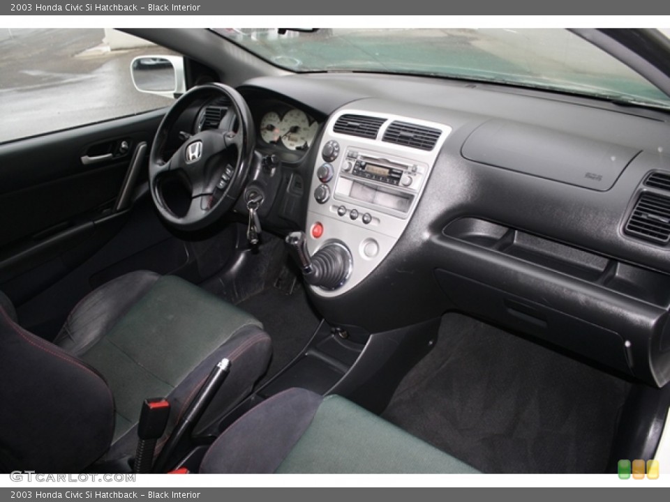 Black Interior Dashboard for the 2003 Honda Civic Si Hatchback #58540130