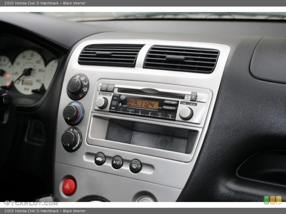 Black Interior Audio System for the 2003 Honda Civic Si Hatchback #58540157