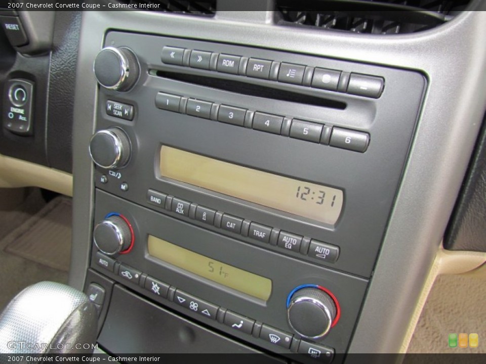 Cashmere Interior Controls for the 2007 Chevrolet Corvette Coupe #58549331