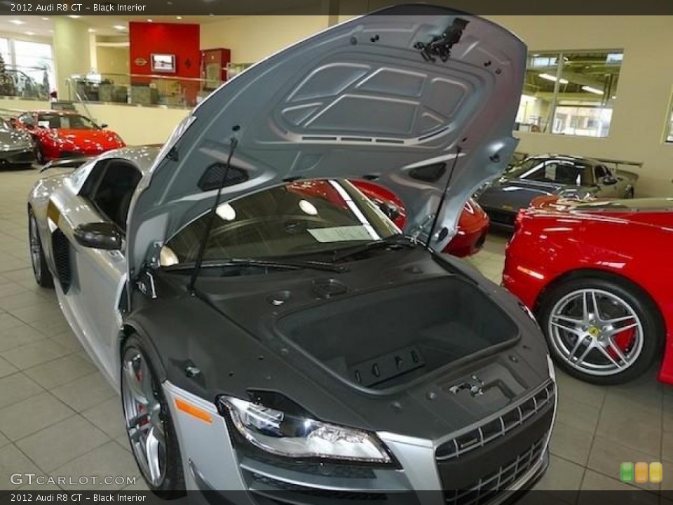 Black Interior Trunk for the 2012 Audi R8 GT #58552458
