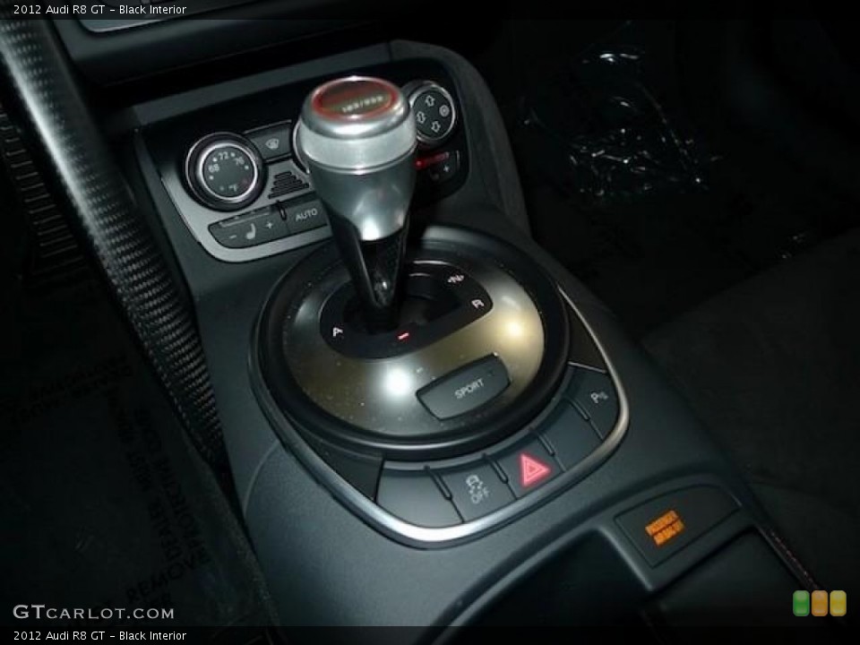Black Interior Transmission for the 2012 Audi R8 GT #58552605
