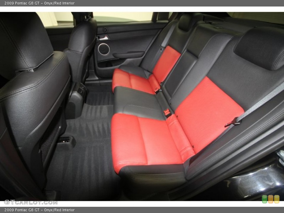 Onyx/Red Interior Photo for the 2009 Pontiac G8 GT #58553490