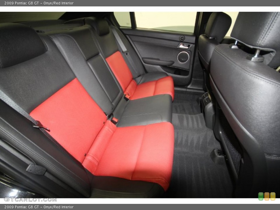 Onyx/Red Interior Photo for the 2009 Pontiac G8 GT #58553607