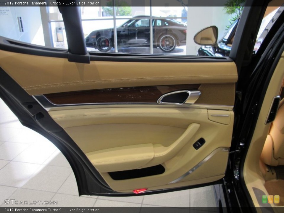 Luxor Beige Interior Door Panel for the 2012 Porsche Panamera Turbo S #58561901