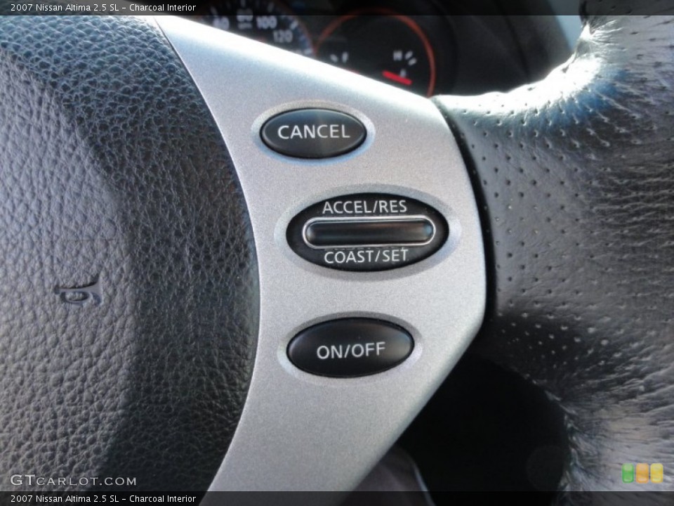 Charcoal Interior Controls for the 2007 Nissan Altima 2.5 SL #58572317