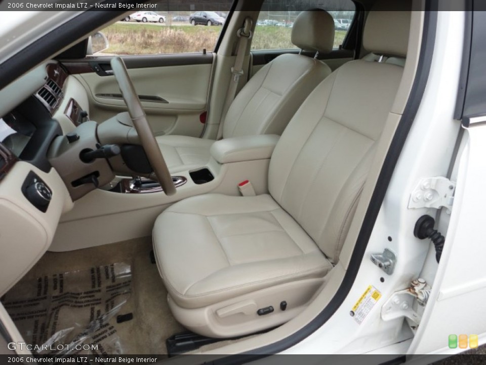 Neutral Beige Interior Photo for the 2006 Chevrolet Impala LTZ #58589460
