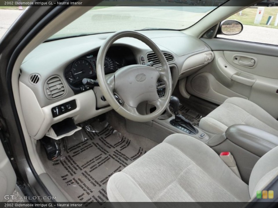Neutral Interior Photo for the 2002 Oldsmobile Intrigue GL #58590231