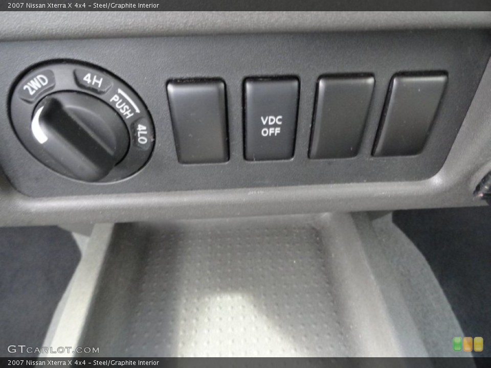 Steel/Graphite Interior Controls for the 2007 Nissan Xterra X 4x4 #58592529