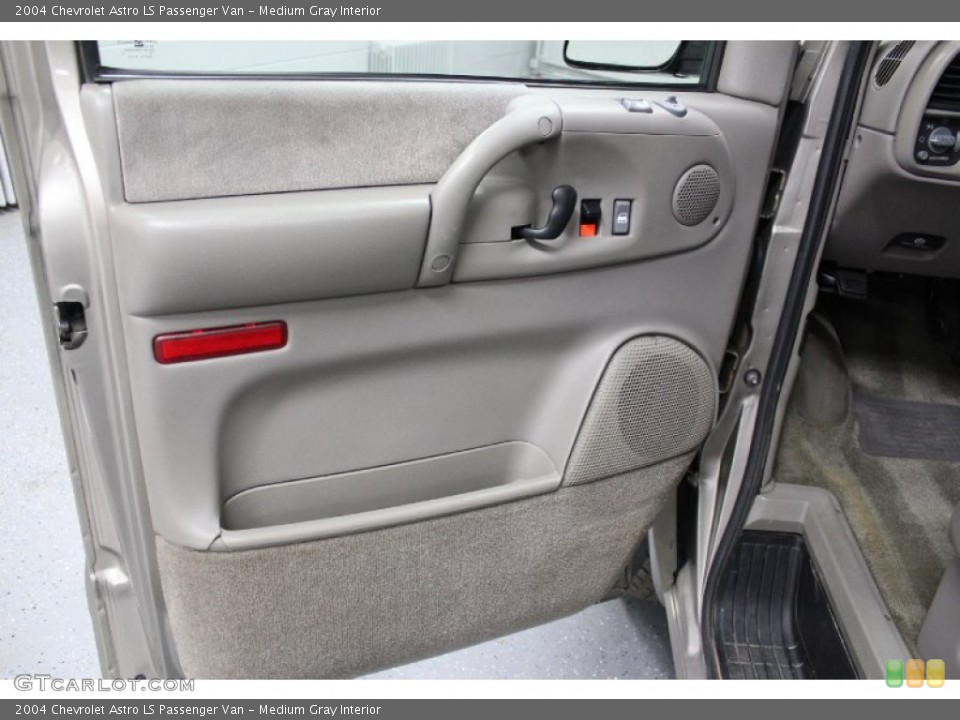 Medium Gray Interior Door Panel for the 2004 Chevrolet Astro LS Passenger Van #58600275