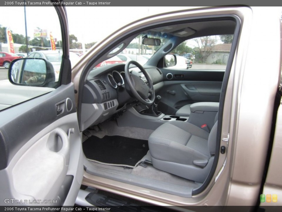 Taupe Interior Photo for the 2006 Toyota Tacoma PreRunner Regular Cab #58610536