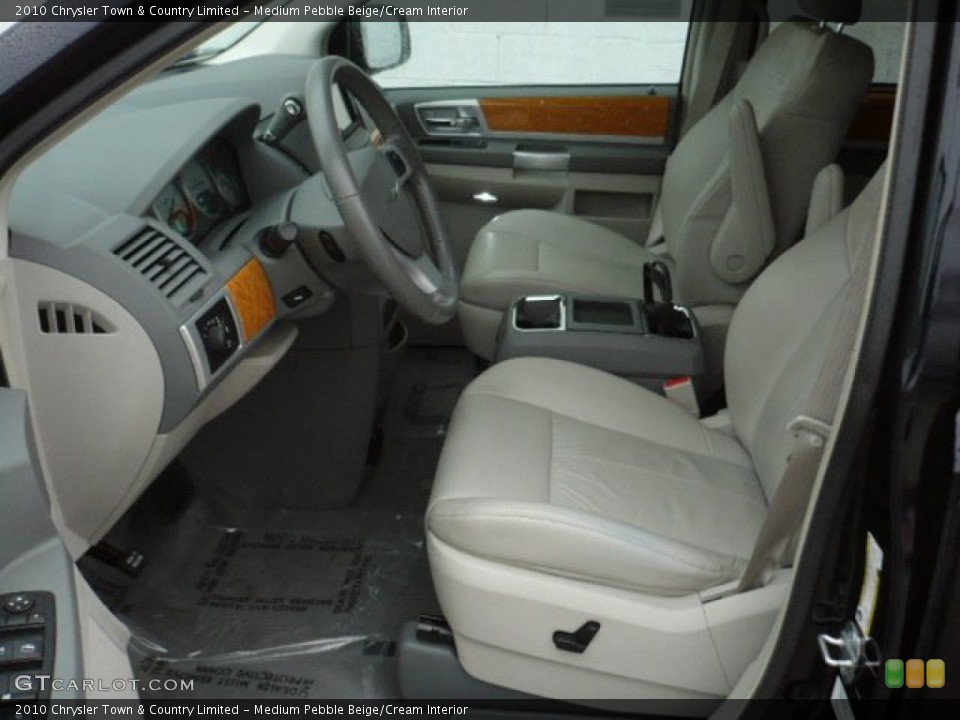 Medium Pebble Beige/Cream Interior Photo for the 2010 Chrysler Town & Country Limited #58611131