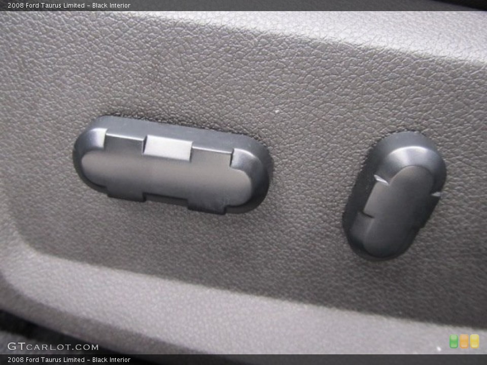 Black Interior Controls for the 2008 Ford Taurus Limited #58612820