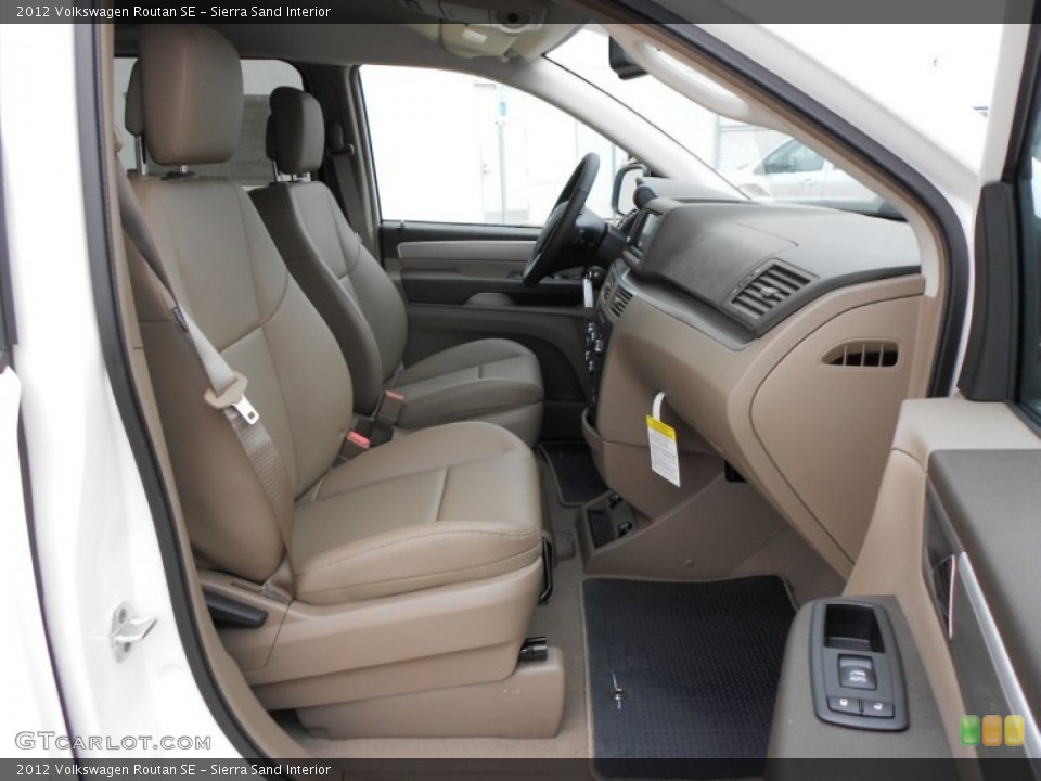 Sierra Sand Interior Photo for the 2012 Volkswagen Routan SE #58635677