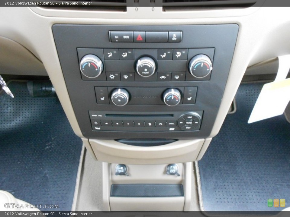 Sierra Sand Interior Controls for the 2012 Volkswagen Routan SE #58635734