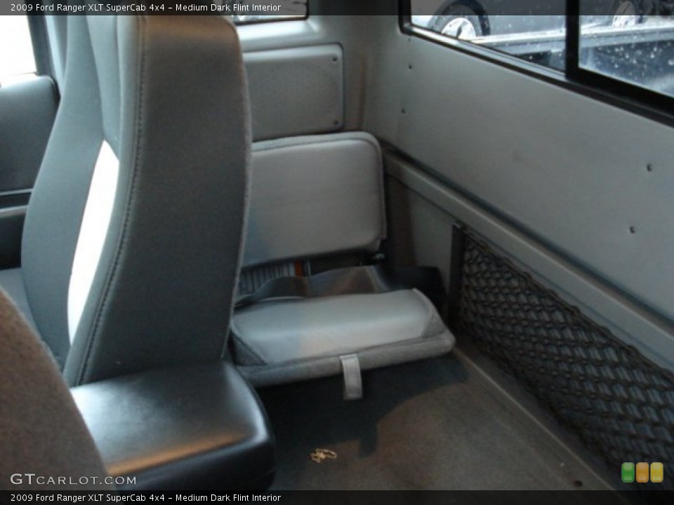 Medium Dark Flint Interior Photo for the 2009 Ford Ranger XLT SuperCab 4x4 #58637447