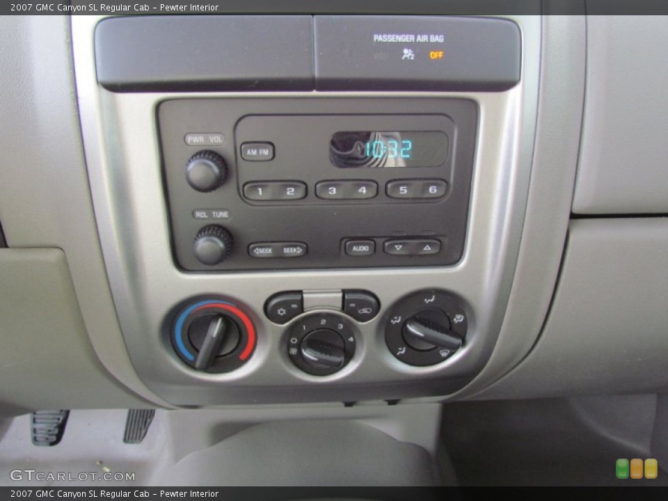 Pewter Interior Controls for the 2007 GMC Canyon SL Regular Cab #58640915