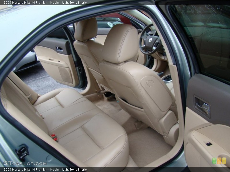 Medium Light Stone Interior Photo for the 2009 Mercury Milan I4 Premier #58647074