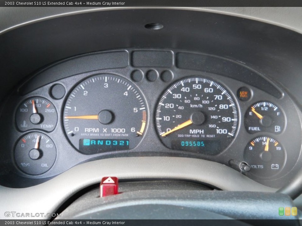 Medium Gray Interior Gauges for the 2003 Chevrolet S10 LS Extended Cab 4x4 #58661291