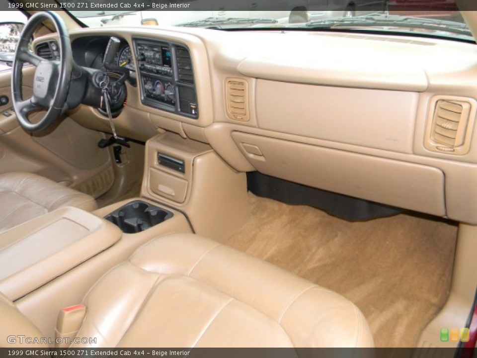 Beige Interior Dashboard for the 1999 GMC Sierra 1500 Z71 Extended Cab 4x4 #58669736