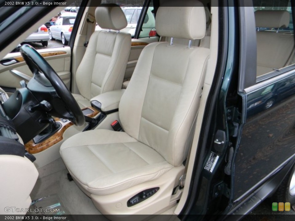 Beige Interior Photo for the 2002 BMW X5 3.0i #58699703