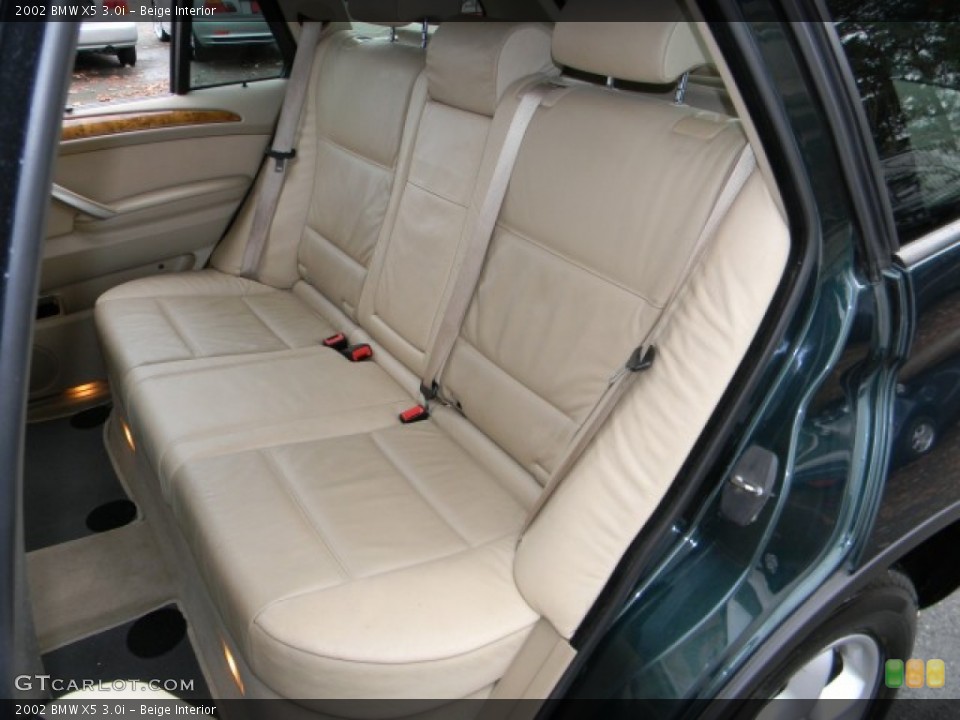 Beige Interior Photo for the 2002 BMW X5 3.0i #58699706