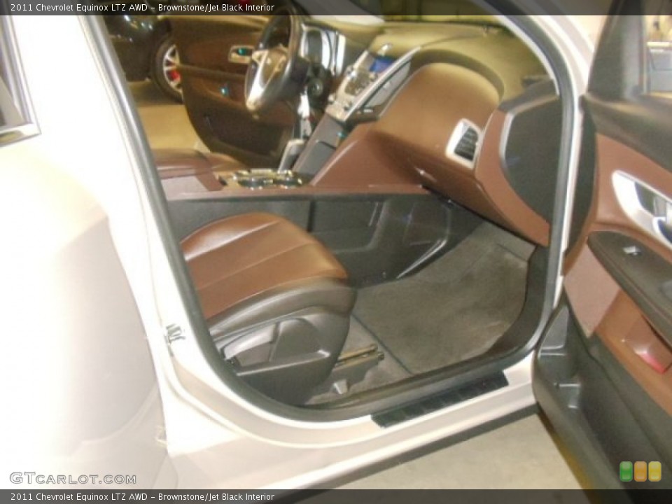 Brownstone/Jet Black Interior Photo for the 2011 Chevrolet Equinox LTZ AWD #58708730