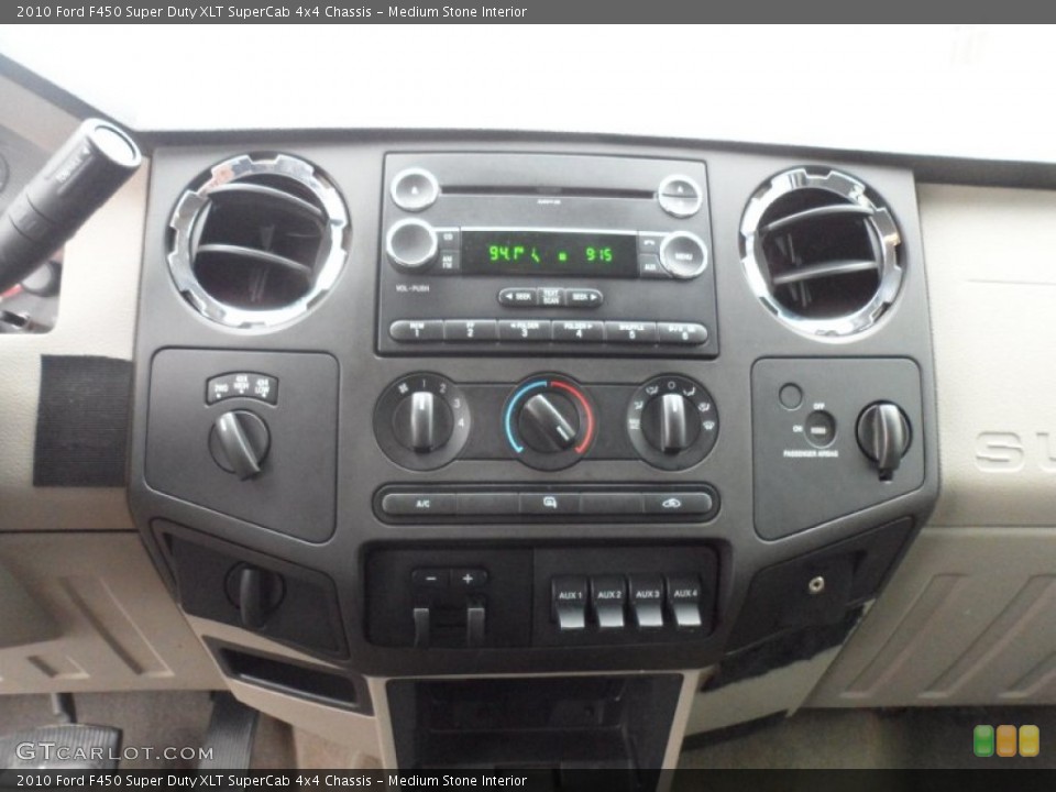 Medium Stone Interior Controls for the 2010 Ford F450 Super Duty XLT SuperCab 4x4 Chassis #58708787