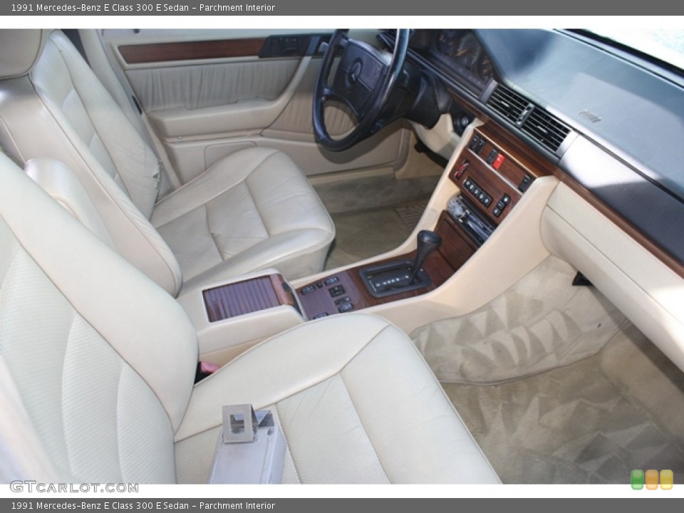 Parchment Interior Photo for the 1991 Mercedes-Benz E Class 300 E Sedan #58711199