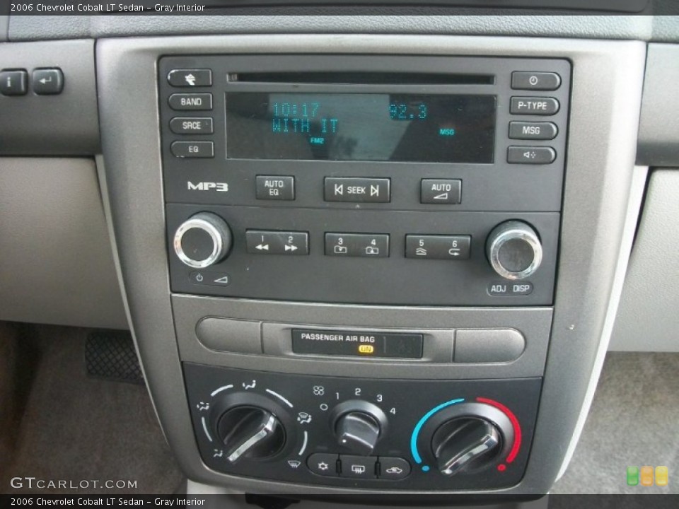 Gray Interior Controls for the 2006 Chevrolet Cobalt LT Sedan #58731360