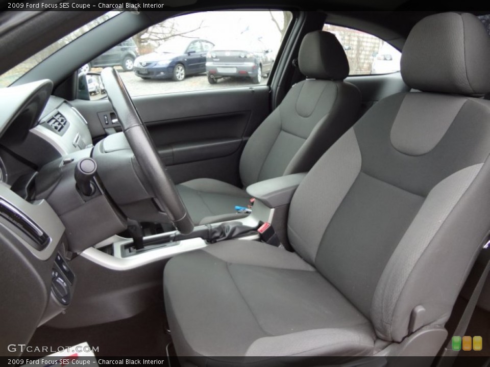 Charcoal Black Interior Photo for the 2009 Ford Focus SES Coupe #58731909