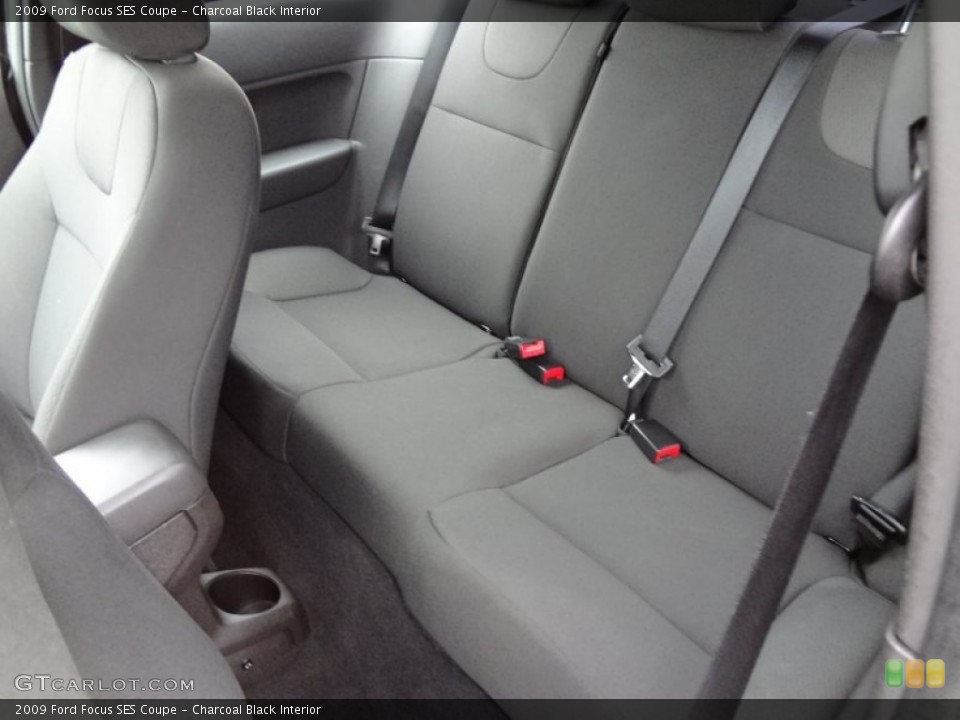 Charcoal Black Interior Photo for the 2009 Ford Focus SES Coupe #58731918