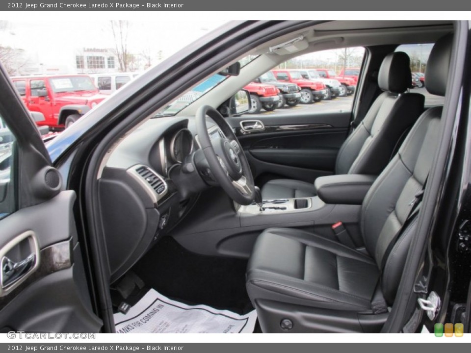 Black Interior Photo for the 2012 Jeep Grand Cherokee Laredo X Package #58738344