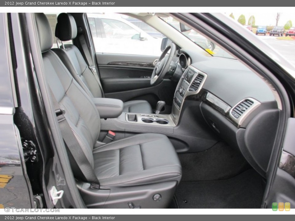 Black Interior Photo for the 2012 Jeep Grand Cherokee Laredo X Package #58738380