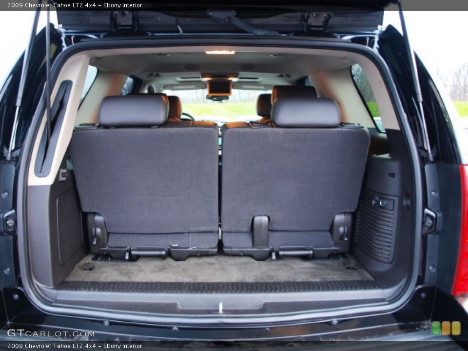 Ebony Interior Trunk for the 2009 Chevrolet Tahoe LTZ 4x4 #58750737