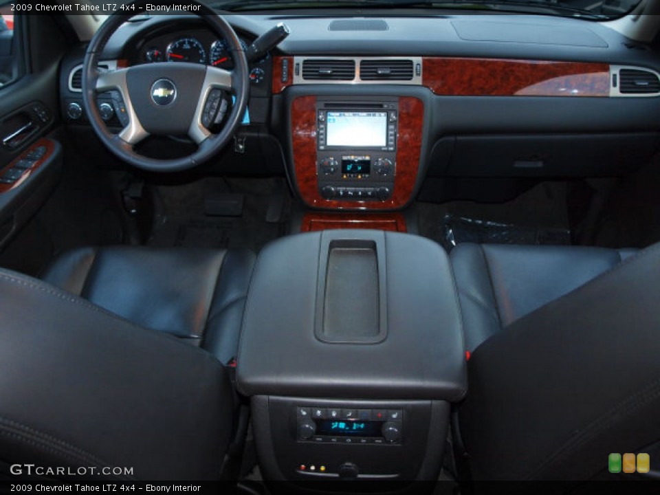 Ebony Interior Dashboard for the 2009 Chevrolet Tahoe LTZ 4x4 #58750797