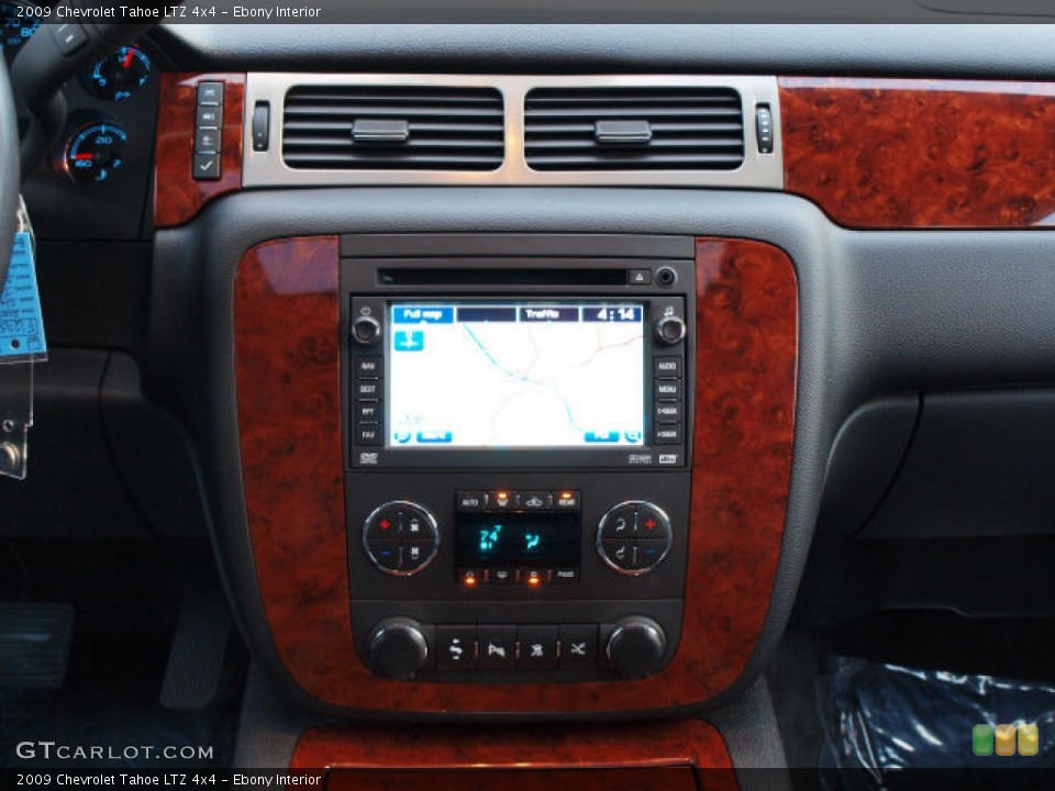 Ebony Interior Controls for the 2009 Chevrolet Tahoe LTZ 4x4 #58750818