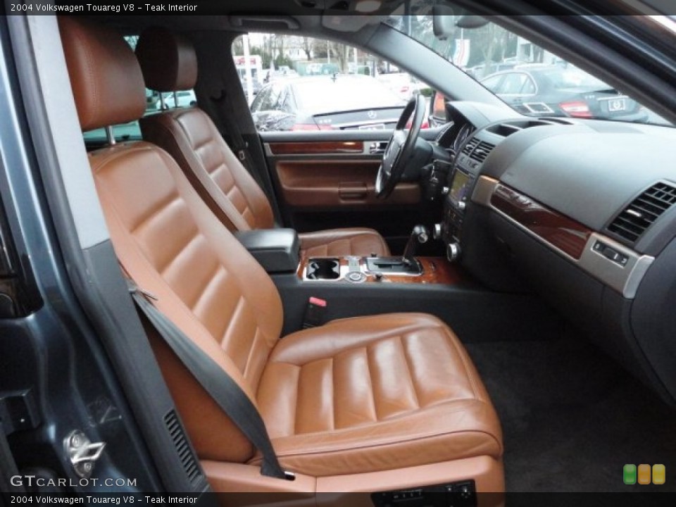 Teak Interior Photo for the 2004 Volkswagen Touareg V8 #58751298