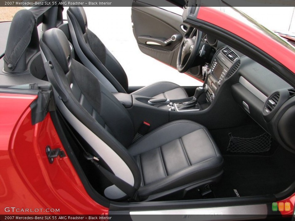 Black Interior Photo for the 2007 Mercedes-Benz SLK 55 AMG Roadster #58758993