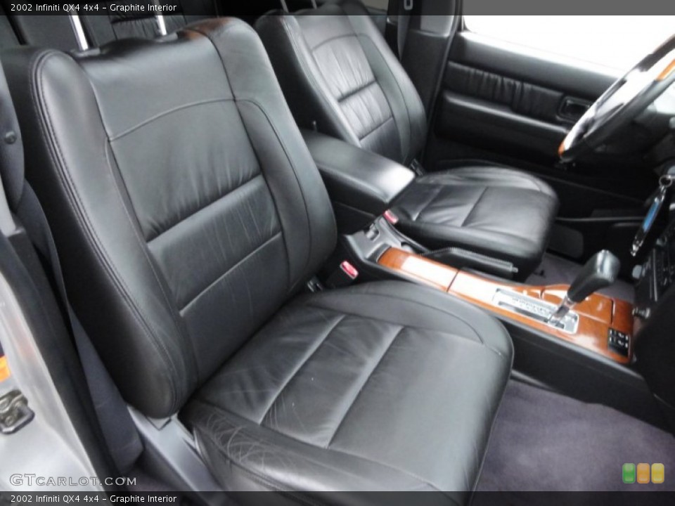 Graphite Interior Photo for the 2002 Infiniti QX4 4x4 #58763568