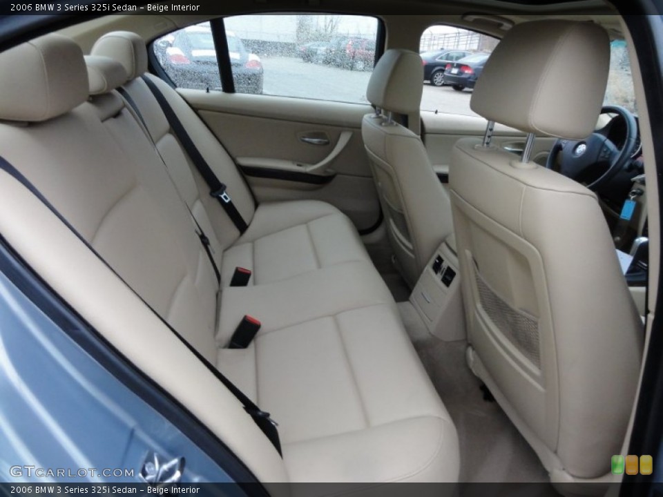 Beige Interior Photo for the 2006 BMW 3 Series 325i Sedan #58764162