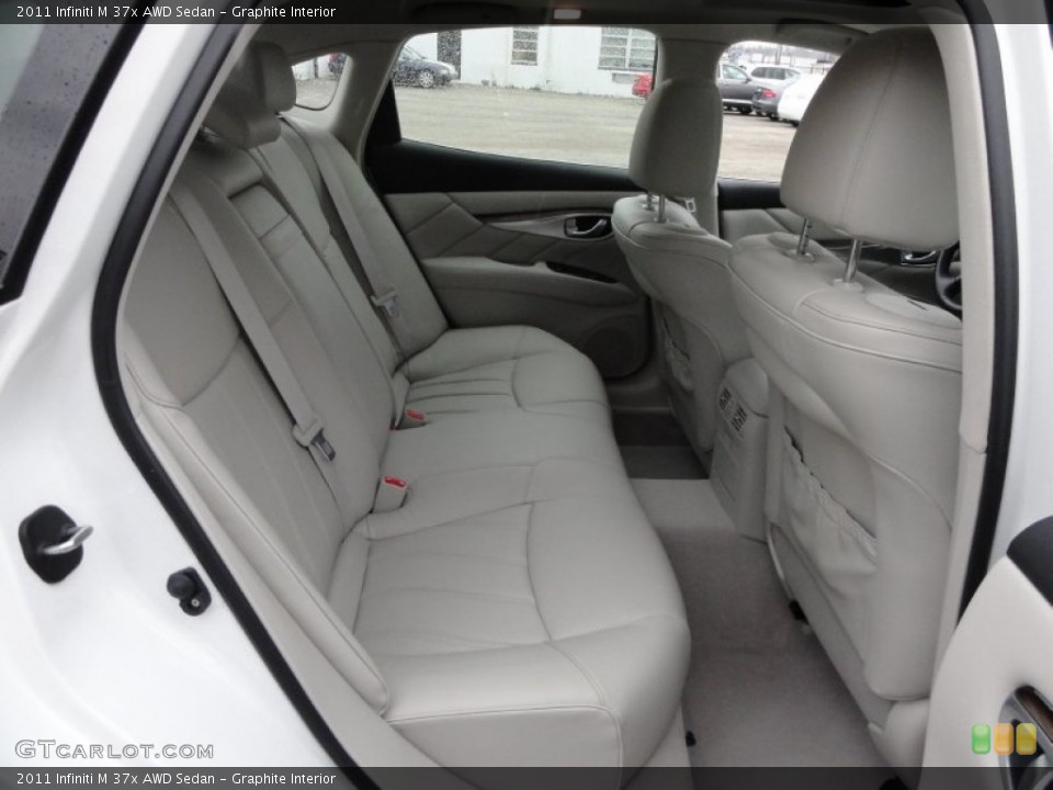 Graphite Interior Photo for the 2011 Infiniti M 37x AWD Sedan #58766040