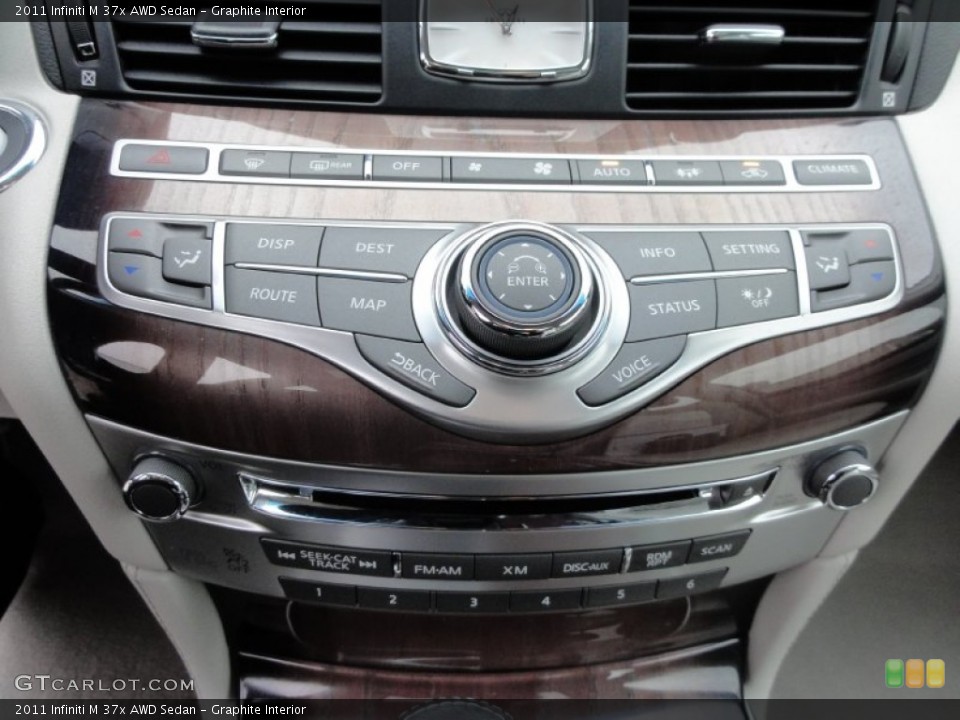Graphite Interior Controls for the 2011 Infiniti M 37x AWD Sedan #58766212