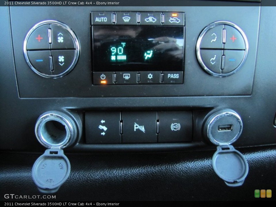 Ebony Interior Controls for the 2011 Chevrolet Silverado 3500HD LT Crew Cab 4x4 #58767732