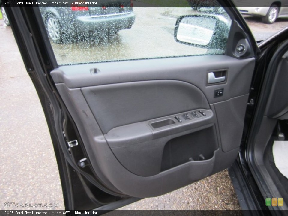 Black Interior Door Panel for the 2005 Ford Five Hundred Limited AWD #58768959