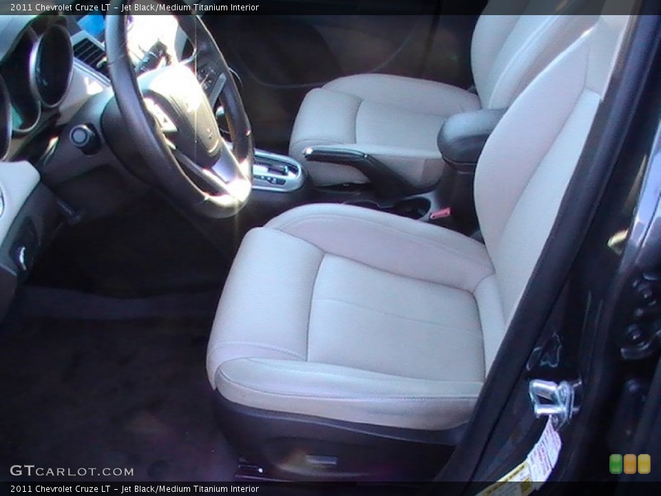 Jet Black/Medium Titanium Interior Photo for the 2011 Chevrolet Cruze LT #58769463